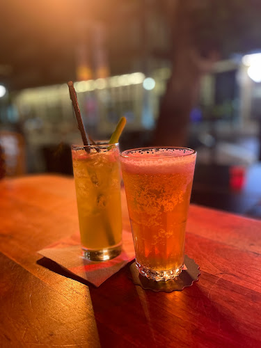 אליבי בר - הסעדה