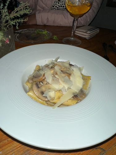 ימה-בראוכל בדרך לים - הסעדה