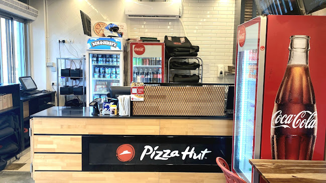 פיצה האט- קרית מוצקין