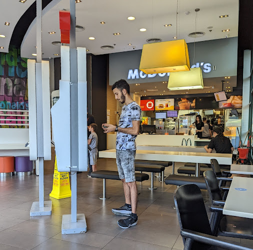 מקדונלד'ס - מתחם הבורסה, רמת-גן (כשר)