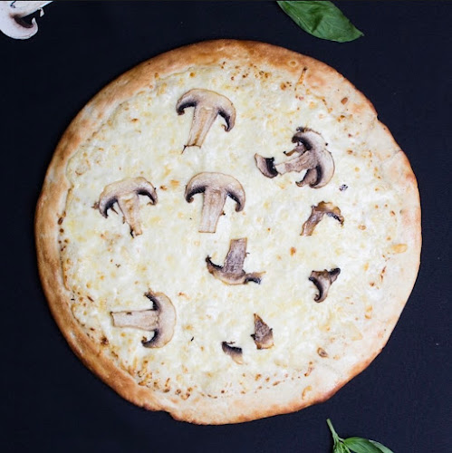 פיצה הוליווד ראשון לציון - הסעדה