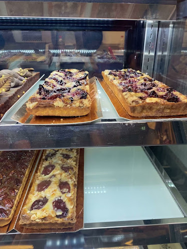 סארו - הסעדה