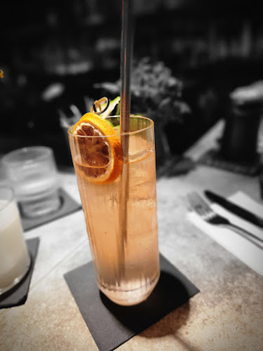 אימפריאל קוקטייל בר