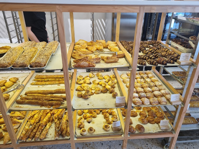 Opinii despre מאפיית לחמים - דיזנגוף în תל אביב-יפו - הסעדה