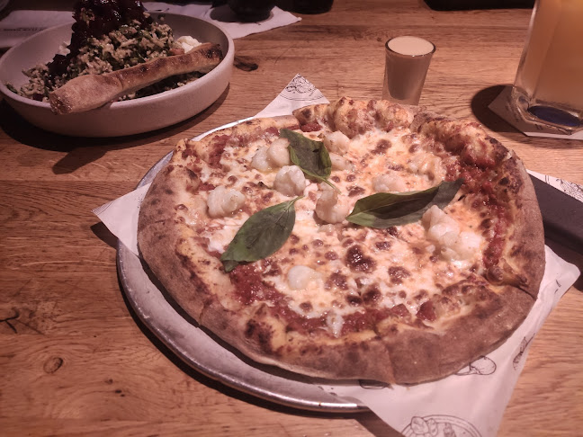 ביץ׳ קלאב חיפה - Beach Club Haifa - הסעדה