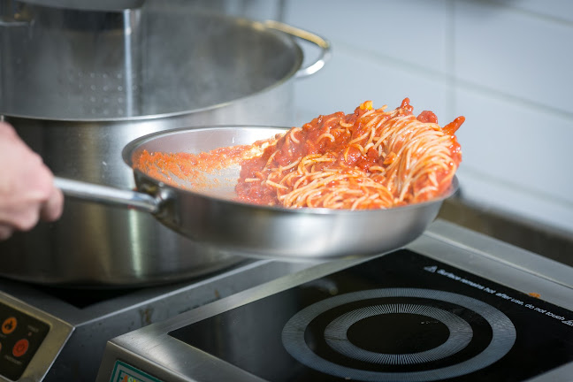 פרגו פיצה כשרה בצפון תל אביב - תל אביב-יפו