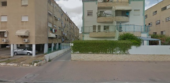 CRUNCH Confectionery - קונדיטוריית קראנץ׳