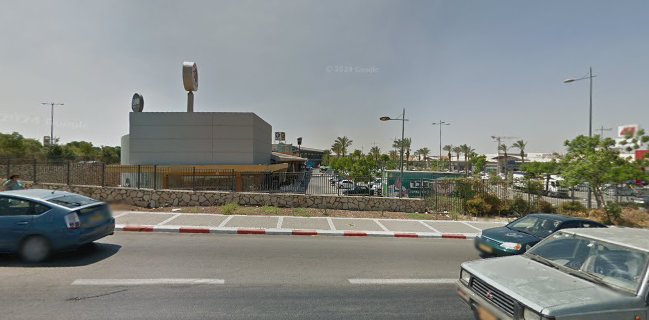 מקדונלד'ס - עמק סנטר