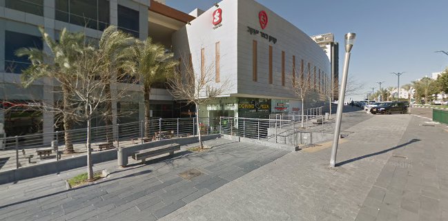 בליקר בייקרי באר יעקב