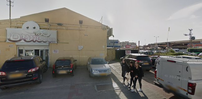 בדוסה - חומוס פול שקשוקה