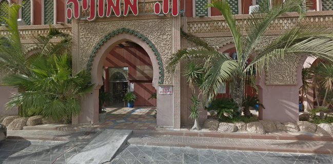 לולה - הכשרה על הים