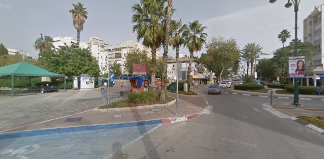 בית קפה המשולש בע"מ