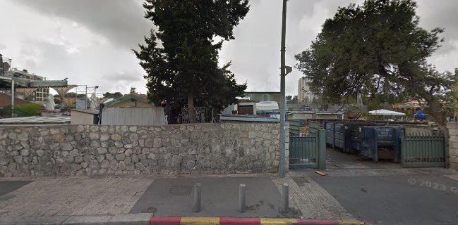 Hamesilah Kosher Bar