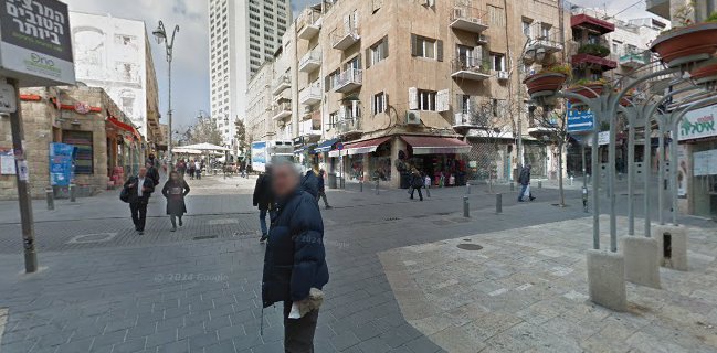 Twist Cafe & Creperie