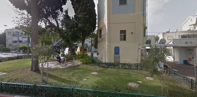 קיוסק הבריכה