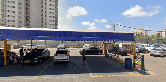 חינאווי ג'ורג' משקאות - Wine & More