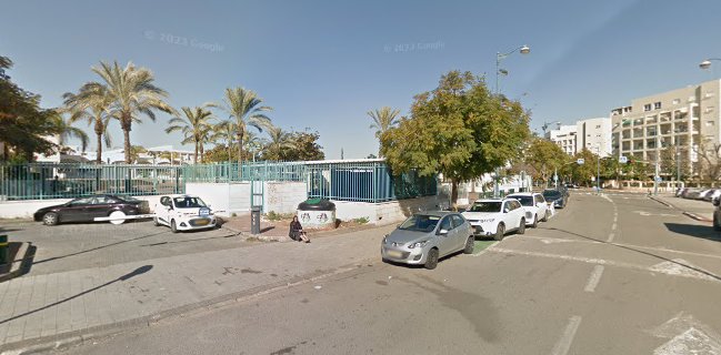 קפיטרית המושבה/Koby's pizza